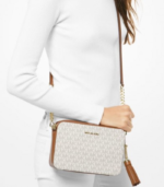 Michel Kor jet set logo crossbody bag with tossel - Image 3