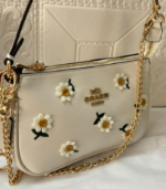 Coch Nolita - Image 2