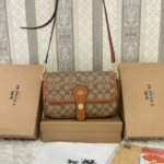 Coch Outlet Hadley Shoulder Bag