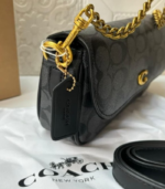 Coch brook flap chain bag - Image 2